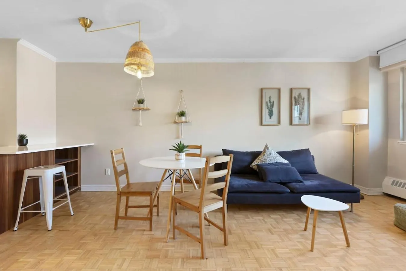 Central 1Bedroom Apartment مونتريال